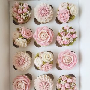 Box of 6 or 12 cupcakes