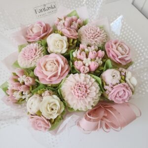 Bouquet of 7 or 12 Cupcakes