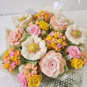 Bouquet of 7 or 12 Cupcakes