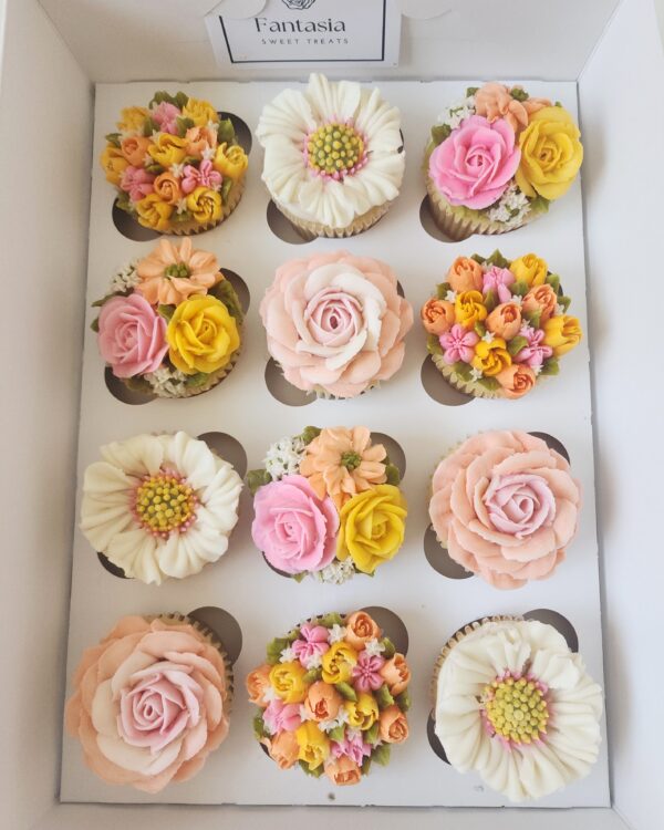 Box of 6 or 12 cupcakes