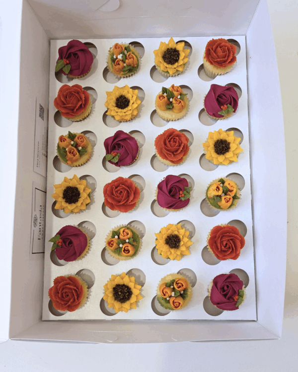Autumn Blooming cake - Image 5